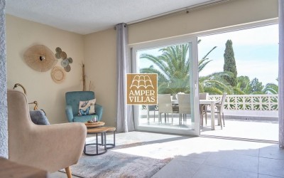  Cozy villa with lovely views of the sea and Altea.